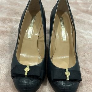 Audrey Brooke black wedges